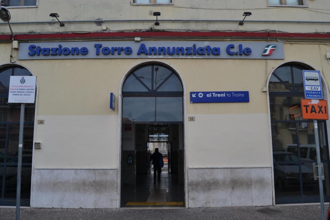 Manfredi Apartments Torre Annunziata Zewnętrze zdjęcie